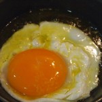 Huevo de oca panadera jamón de pato