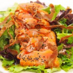 Sashimi  salmón  brotes verdes