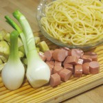 Espaguetis con berenjenas y salchichas ingredientes